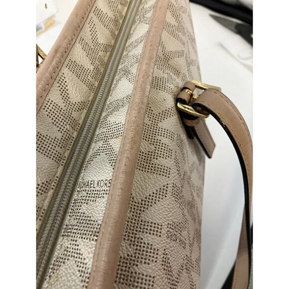 MICHAEL KORS, IVORY, TAN SIGNATURE PVC LEATHER SHOULDER BAG - Picture 7 of 16